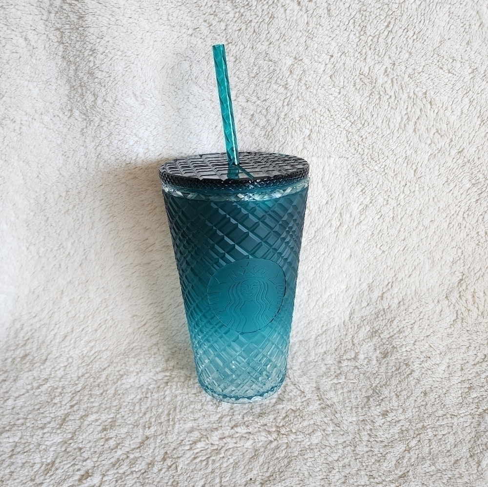 NEW 2023 Starbucks Jeweled Subzero Gradient 16 oz cold cup Tumbler